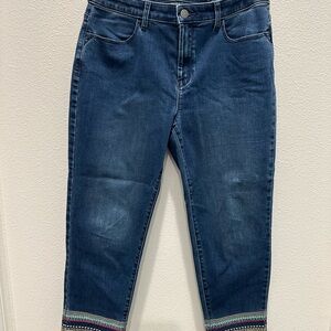 Chico's Perfect Stretch Girlfriend Slim Leg Ankle Jeans with Embroidered Hem